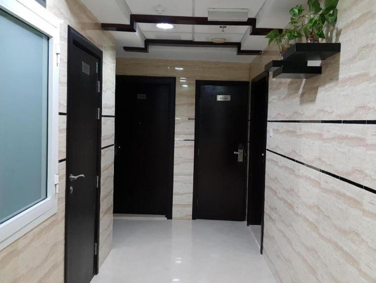 Homestay Urban Oasis Partition In Barsha 1 Near Metro *