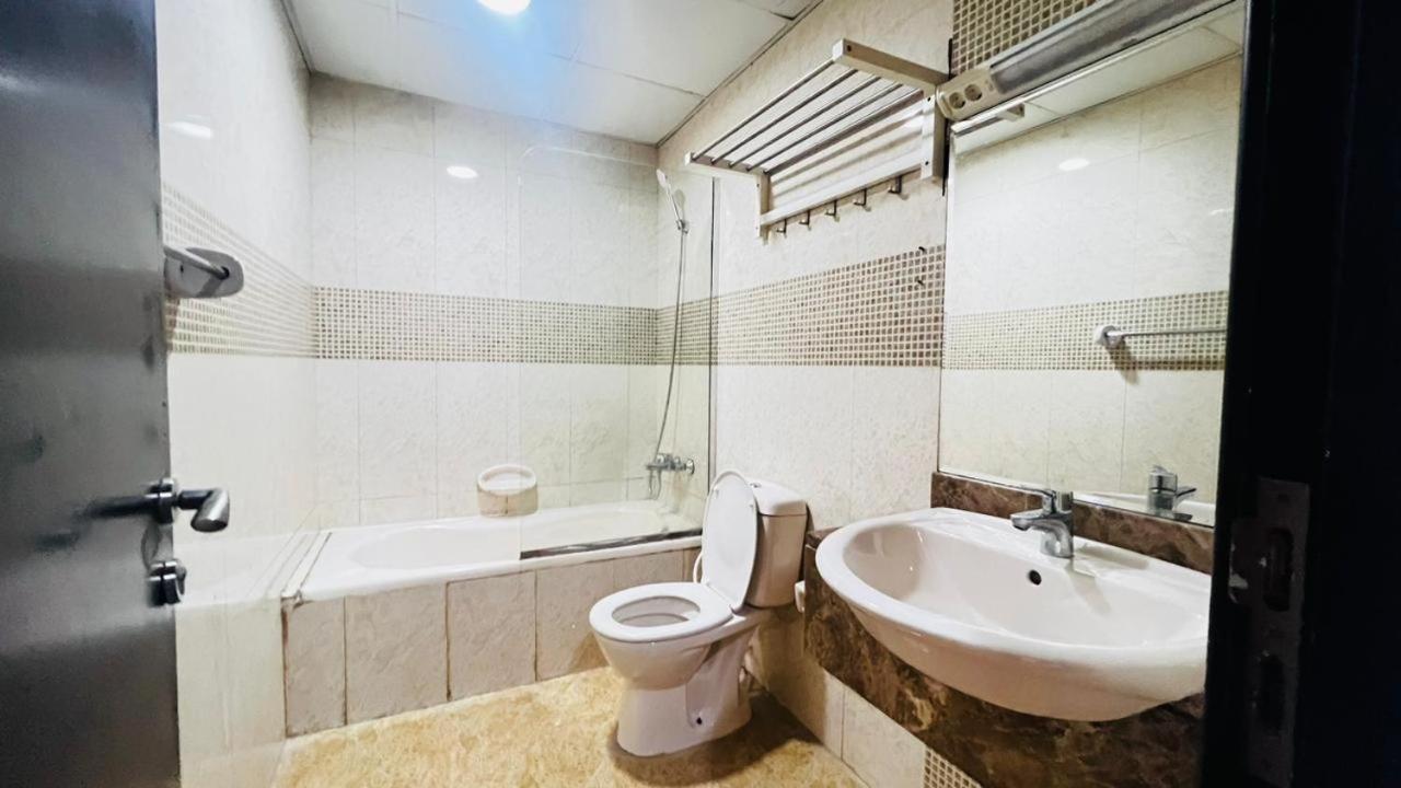 Urban Oasis Partition In Barsha 1 Near Metro Homestay *