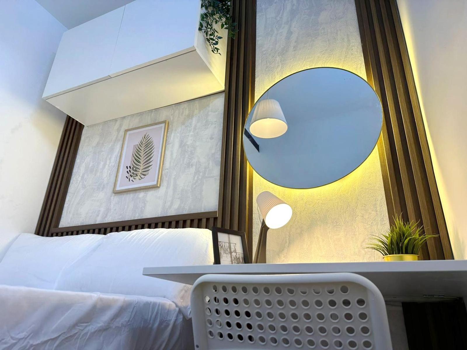 Homestay Urban Oasis Partition In Barsha 1 Near Metro *